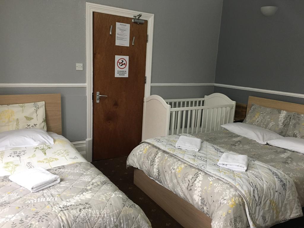 The Mawney Hotel Romford Eksteriør bilde